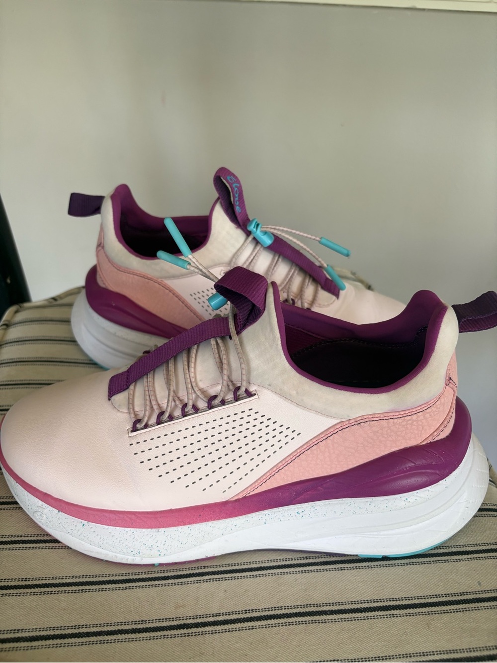 Women's Pink and Purple Clove Athletic Sneakers size 8
